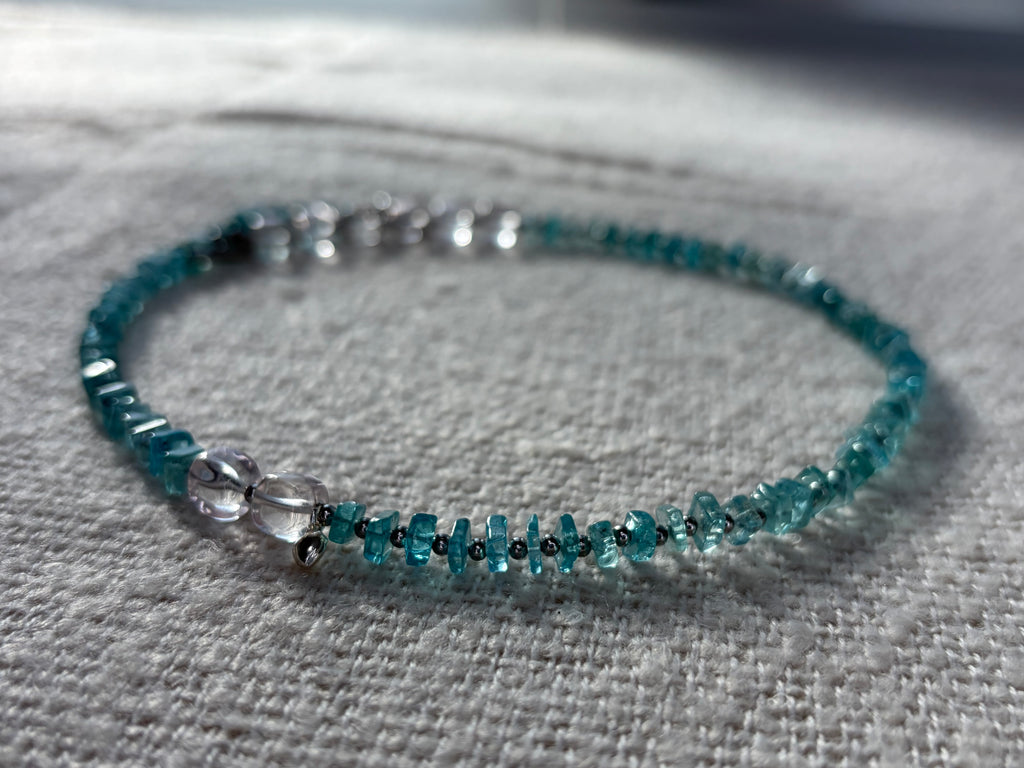 Apatite rose necklace